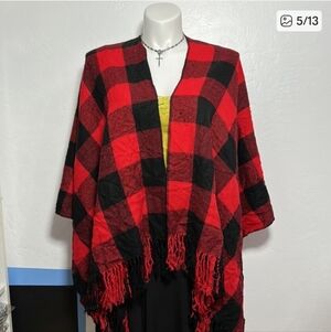 Rue21 Buffalo Plaid Blanket Shawl
